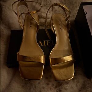 Gold Women's Wedge Sandals